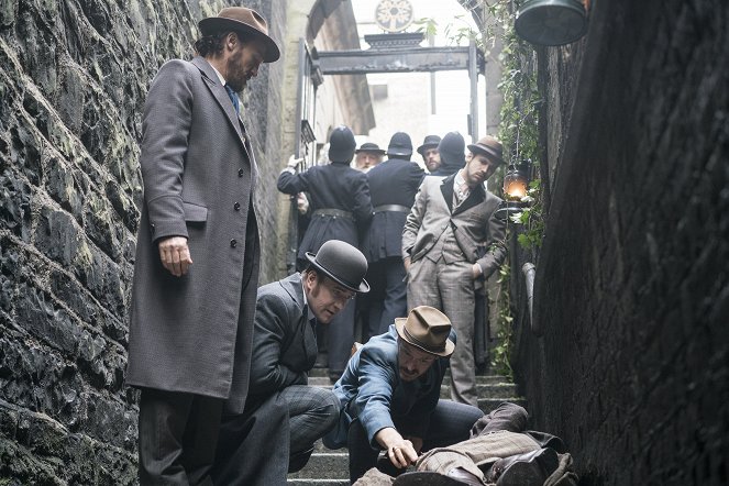 Ripper Street - Edmund Reid Did This - Z filmu