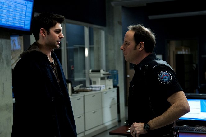 Rookie Blue - Nikdy víc - Z filmu - Travis Milne, Matt Gordon