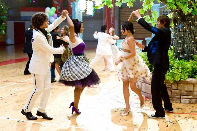 High School Musical 3: Posledný rok - Z filmu - Corbin Bleu, Monique Coleman, Zac Efron, Vanessa Hudgens