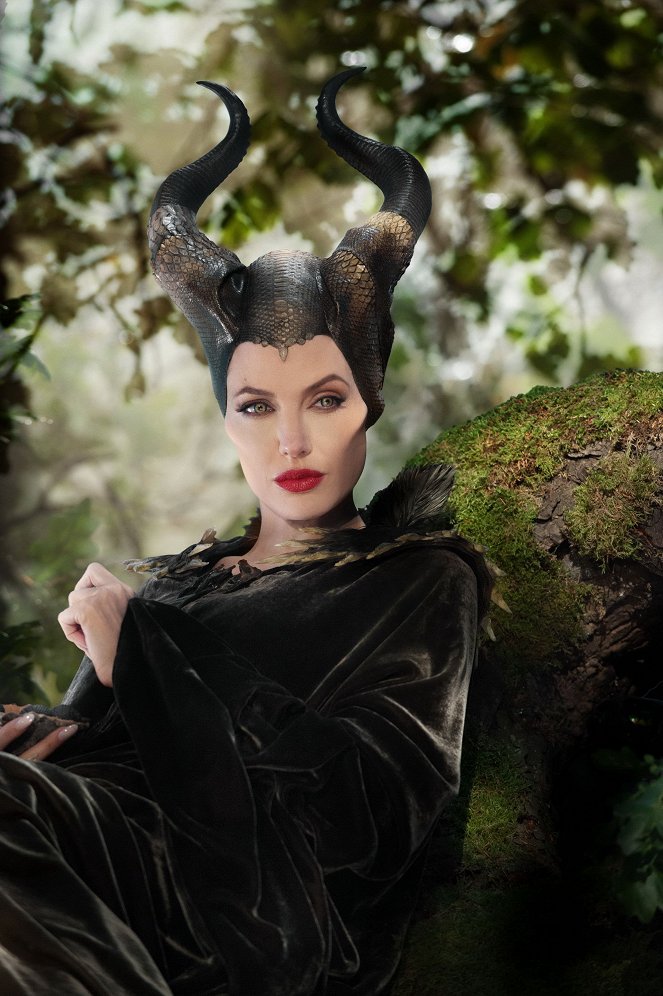 Zloba - Královna černé magie - Z filmu - Angelina Jolie