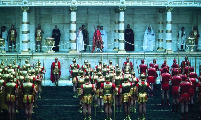 Caligula - Z filmu