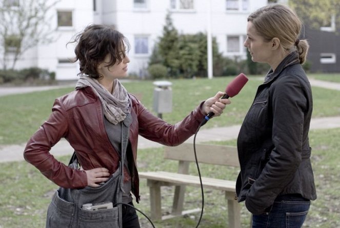Das Duo - Tödliche Nähe - Z filmu - Esther Zimmering, Lisa Martinek