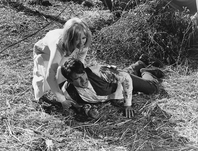 Bonnie a Clyde - Z filmu - Faye Dunaway, Warren Beatty