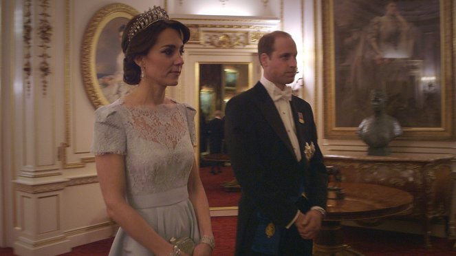 Alžběta II. - 90 let v 90 minutách - Z filmu - Catherine, princezna z Walesu, princ William