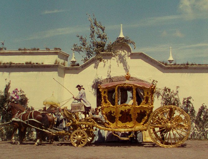 Zlatý kočár - Z filmu