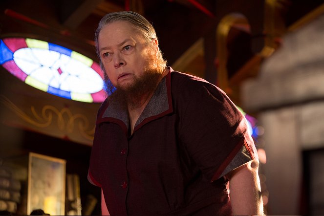 American Horror Story - Zkouška síly - Z filmu - Kathy Bates