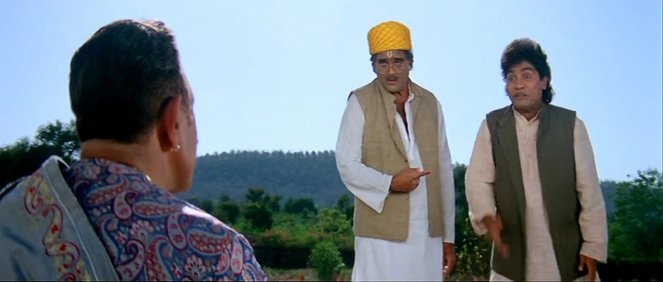 Karan Arjun - Z filmu - Ashok Saraf, Johnny Lever