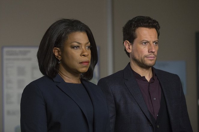 Forever - The Night in Question - Z filmu - Lorraine Toussaint, Ioan Gruffudd