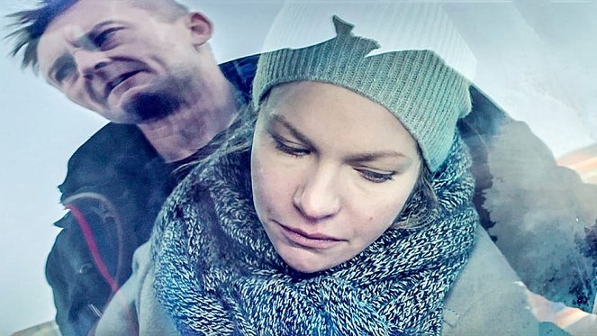Rakkaus ja laki - Vanhempainrakkaus - Z filmu - Antti Mikkola, Elina Hietala