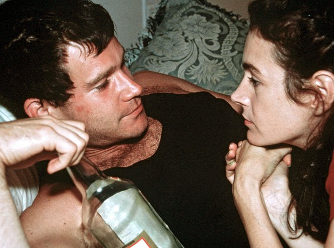 Dylan Walsh, Sean Young