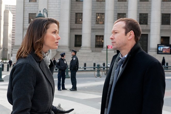 Spravedlnost v krvi - The Job - Z filmu - Bridget Moynahan, Donnie Wahlberg