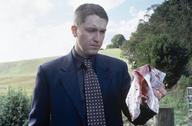 Vraždy v Midsomeru - Mrtvola ve studni - Z filmu - Daniel Casey