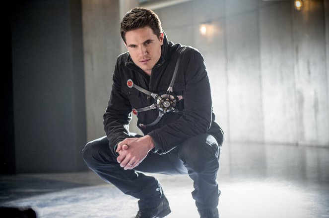 Flash - Into the Speed Force - Z filmu - Robbie Amell