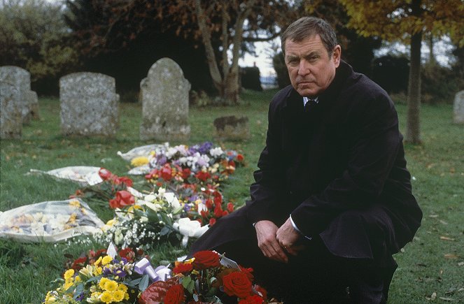 Vraždy v Midsomeru - Temný podzim - Z filmu - John Nettles