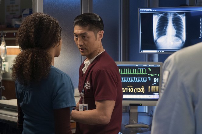 Nemocnice Chicago Med - Prisoner's Dilemma - Z filmu - Brian Tee