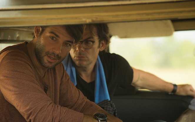 Zoo - Eats, Shoots and Leaves - Z filmu - James Wolk, Billy Burke