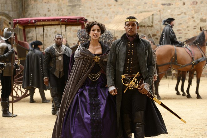 Still Star-Crossed - The Course of True Love Never Did Run Smooth - Z filmu - Medalion Rahimi, Sterling Sulieman