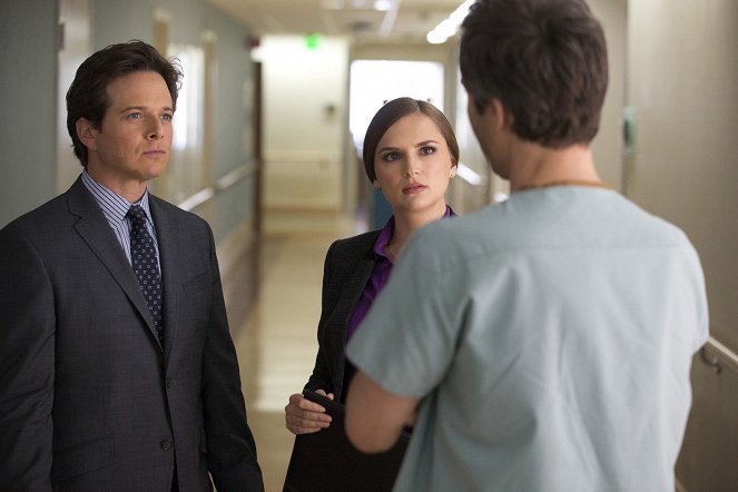 Prozíravost - Smrtící implantáty - Z filmu - Scott Wolf, Rachael Leigh Cook