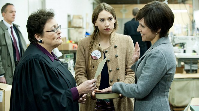 Viceprezident(ka) - New Hampshire - Z filmu - Sarah Sutherland, Julia Louis-Dreyfus