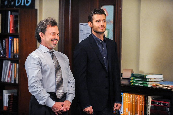 Nová holka - Pevná linka - Z filmu - Curtis Armstrong, Julian Morris