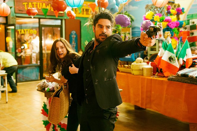 Madison Davenport, D.J. Cotrona