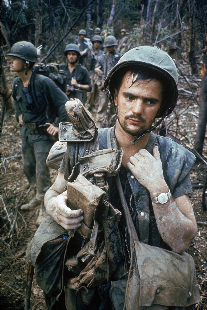 Válka ve Vietnamu - Moře v plamenech - Z filmu