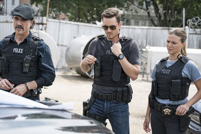Policie Chicago - Série 5 - Reform - Z filmu - Elias Koteas, Jesse Lee Soffer, Tracy Spiridakos