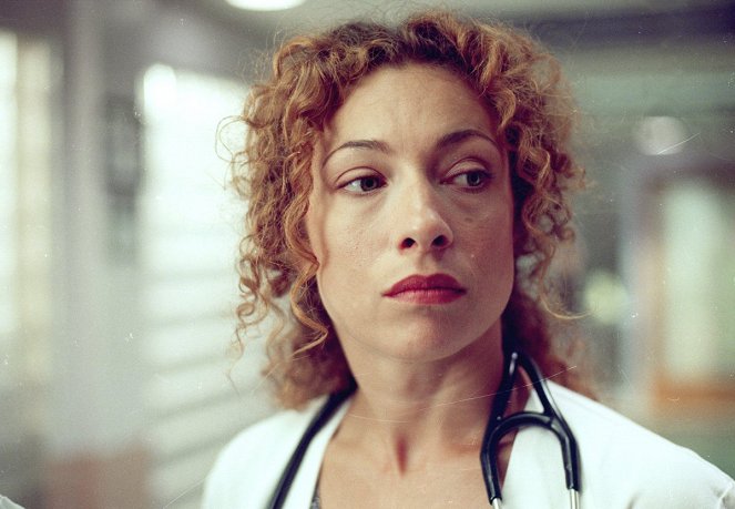 Alex Kingston