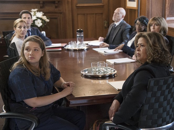 Merritt Wever, Anna Deavere Smith