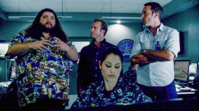 Havaj 5-0 - Skrytá pravda - Z filmu - Jorge Garcia, Scott Caan, Alex O'Loughlin