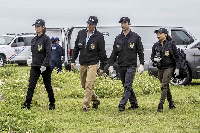 Zoe McLellan, Scott Bakula, Lucas Black, Shalita Grant