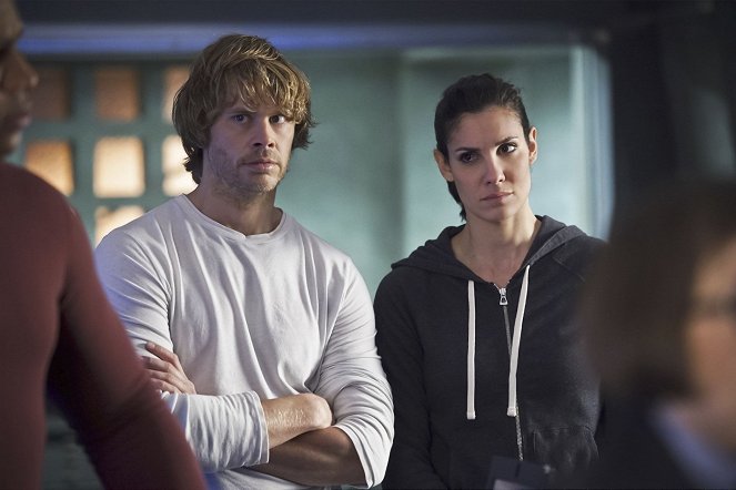 Námořní vyšetřovací služba L. A. - Oko za oko - Z filmu - Eric Christian Olsen, Daniela Ruah