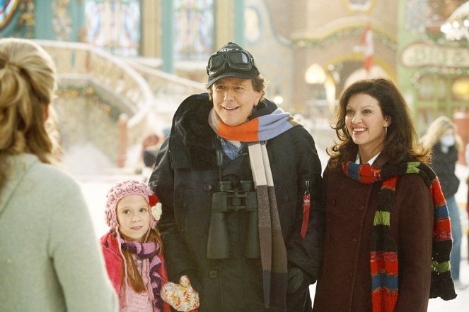 Santa Clause 3 - Z filmu - Liliana Mumy, Judge Reinhold, Wendy Crewson