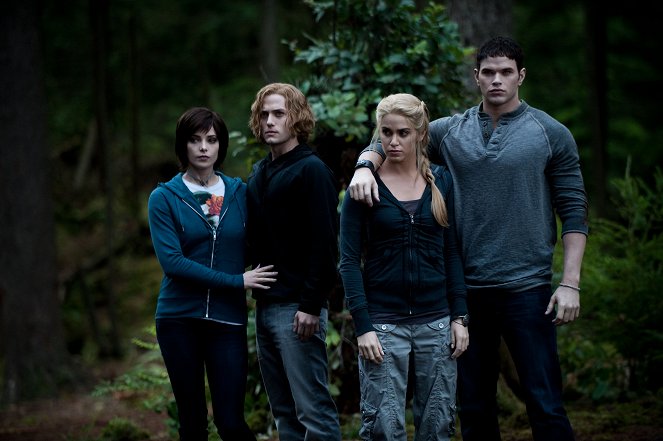 Twilight Saga: Zatmenie - Z filmu - Ashley Greene, Jackson Rathbone, Nikki Reed, Kellan Lutz