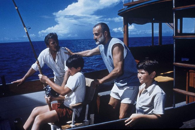 Ostrovy uprostřed proudu - Z filmu - Michael-James Wixted, George C. Scott, Brad Savage