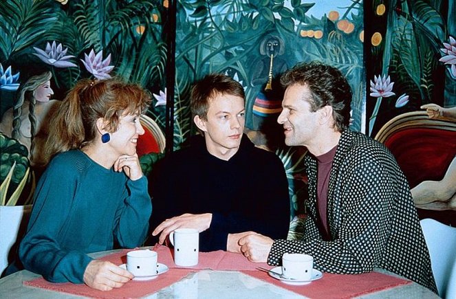 Geboren 1999 - Z filmu - Marita Breuer, Sebastian Rudolph, Peter Sattmann