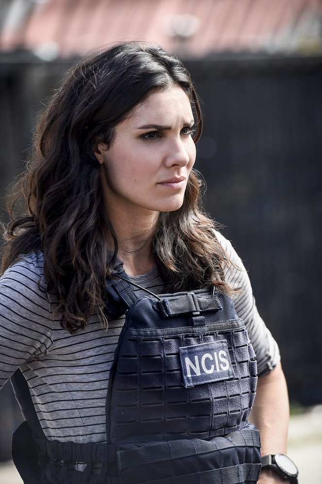 NCIS: Los Angeles - Nespútaný diabol - Z filmu - Daniela Ruah