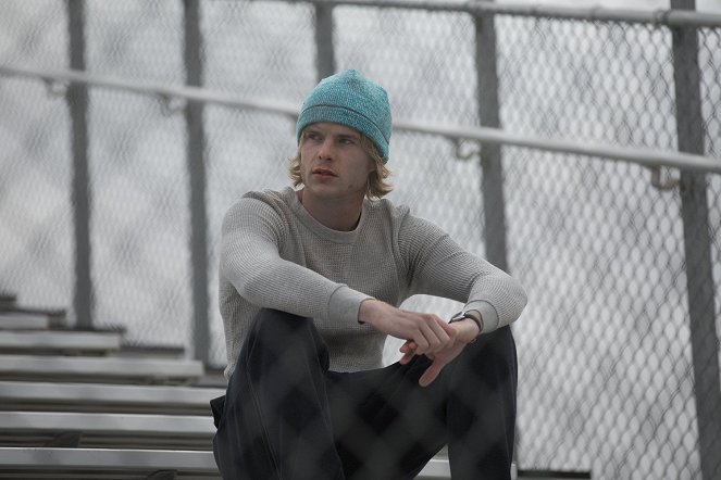 1 Mile to You - Z filmu - Graham Rogers