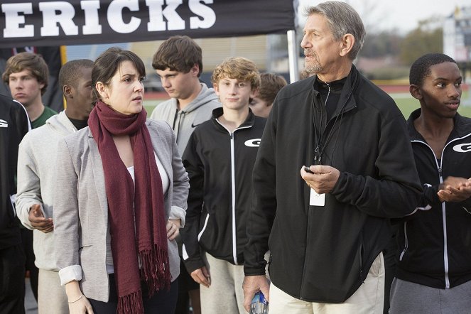 Melanie Lynskey, Peter Coyote