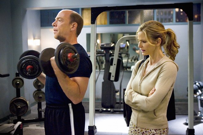 Uzavretý prípad - Out of Focus - Z filmu - J.K. Simmons, Kyra Sedgwick