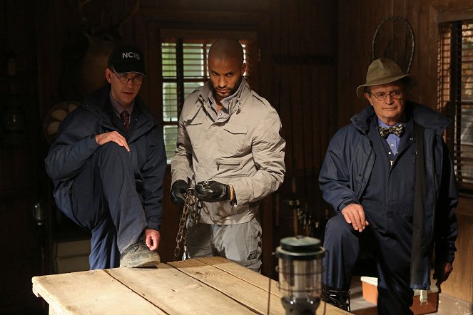 Námořní vyšetřovací služba - Objížďka - Z filmu - Brian Dietzen, Ricky Whittle, David McCallum