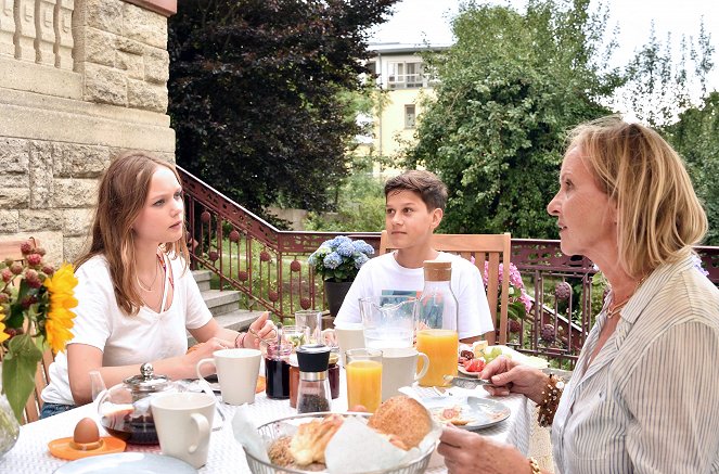 Hon na pštrosa - Sofie Eifertinger, Noah Calvin, Diana Körner