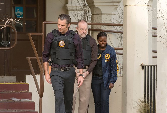 Timothy Olyphant, Jim Beaver, Erica Tazel