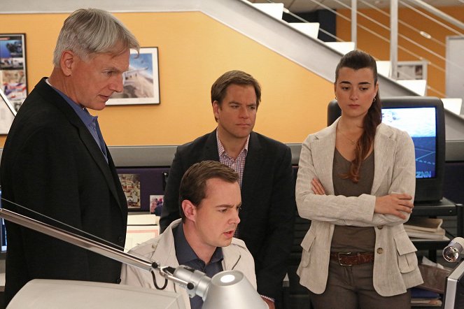 Námořní vyšetřovací služba - Dvojité zaslepení - Z filmu - Mark Harmon, Sean Murray, Michael Weatherly, Cote de Pablo