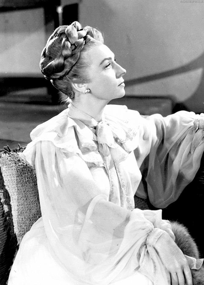 Her Highness and the Bellboy - Z filmu - Agnes Moorehead