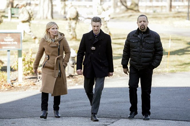 Law & Order: Special Victims Unit - Service - Photos - Kelli Giddish, Ice-T, Peter Scanavino