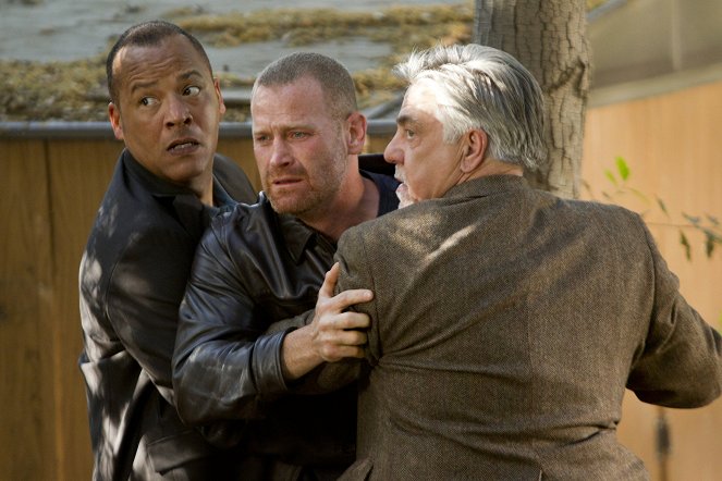 Max Martini, Bruce McGill