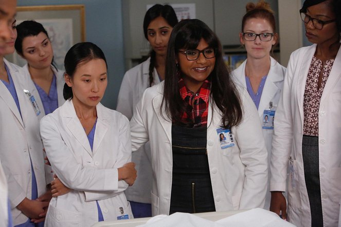 The Mindy Project - Season 3 - Diary of a Mad Indian Woman - Z filmu - Mindy Kaling