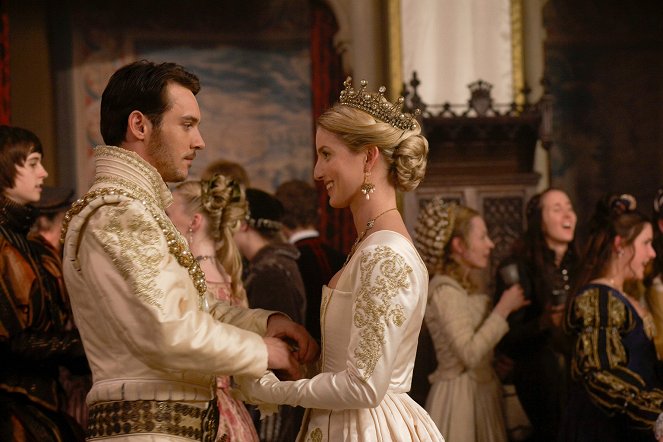 Tudorovci - Občanské nepokoje - Z filmu - Jonathan Rhys Meyers, Annabelle Wallis