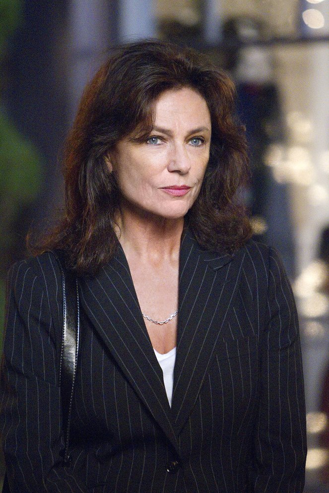 Rizzoli & Isles: Vraždy na pitevně - Série 2 - Vražedný požár - Z filmu - Jacqueline Bisset